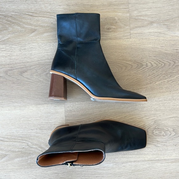 West Black Vintage Alohas Booties - Picture 5 of 10